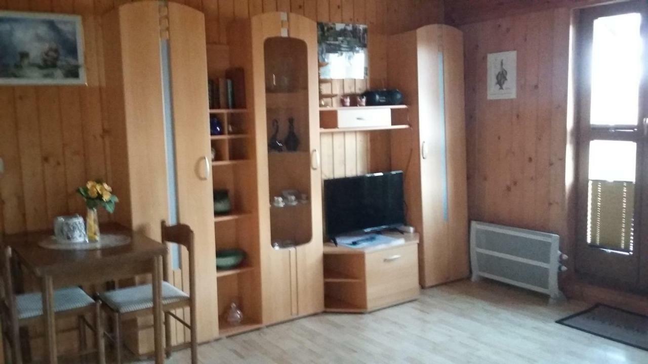 Ferienwohnung Canow Ngoại thất bức ảnh